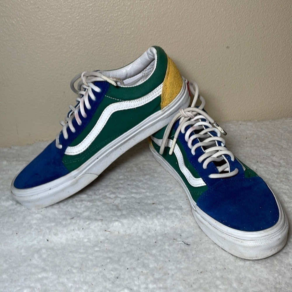 VANS Off The Wall Multicolored Sneakers Size 8.5